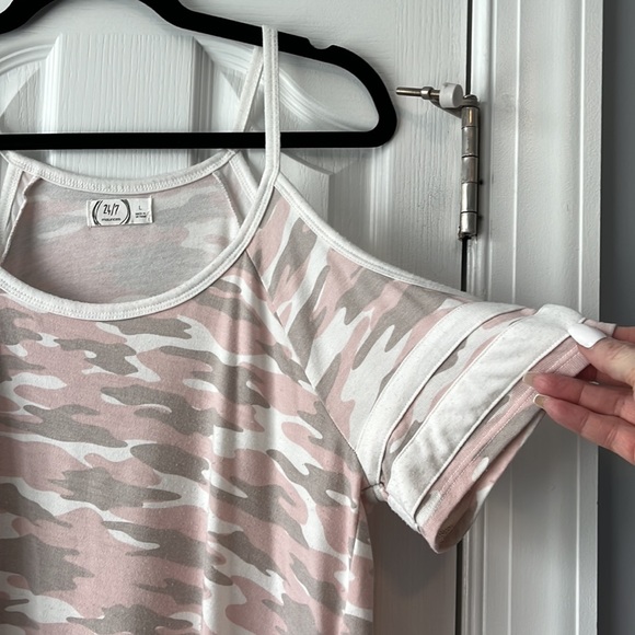 Maurice’s cold shoulder top - Picture 2 of 3